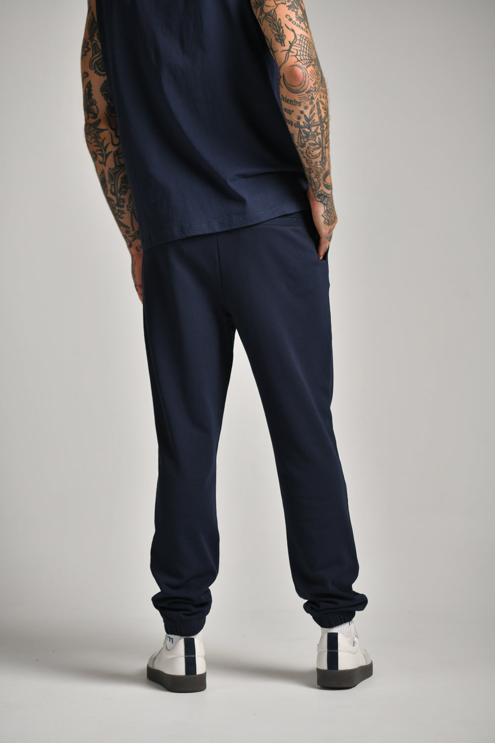 מכנסי טרנינג ארוכים