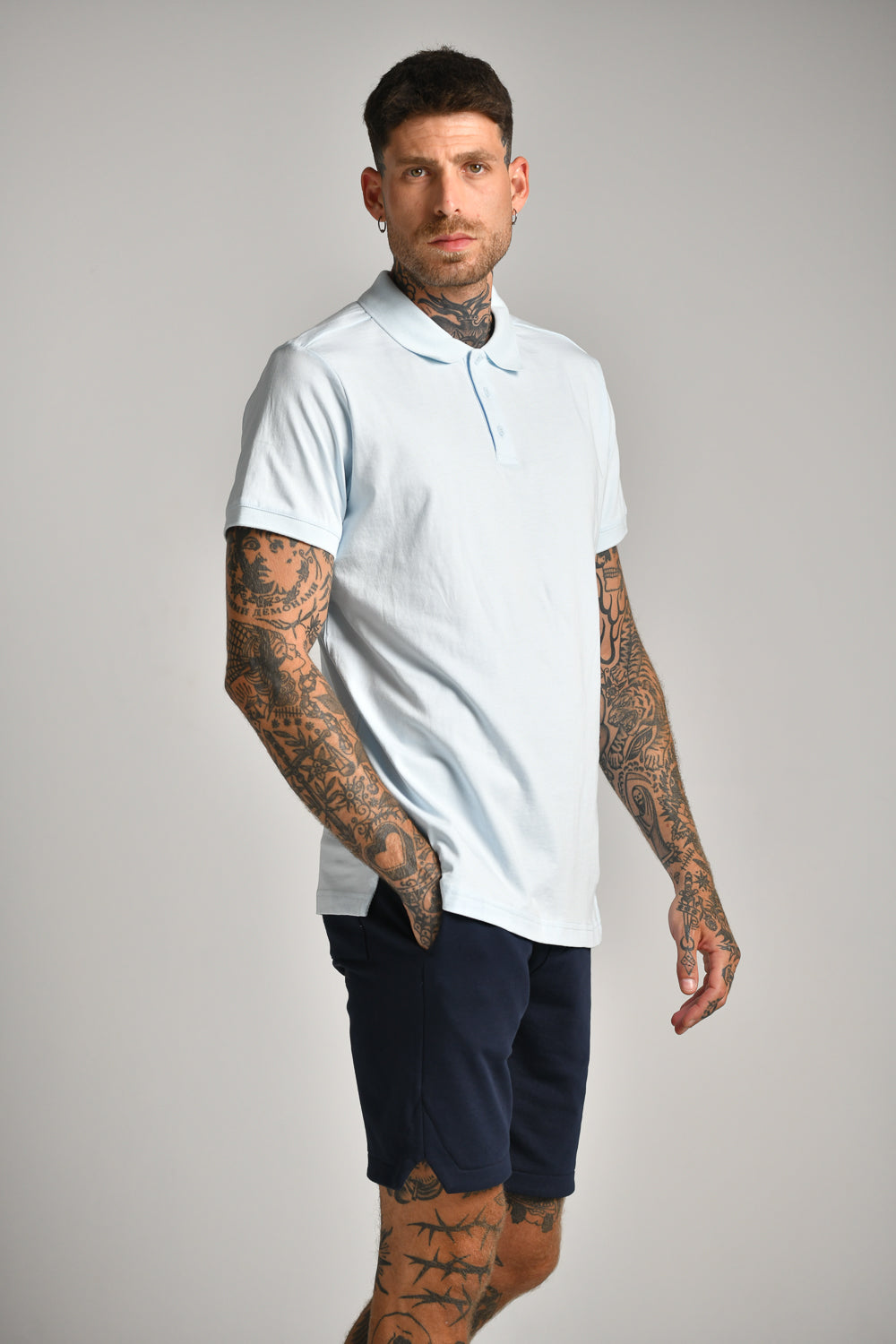 חולצת פולו קצרה