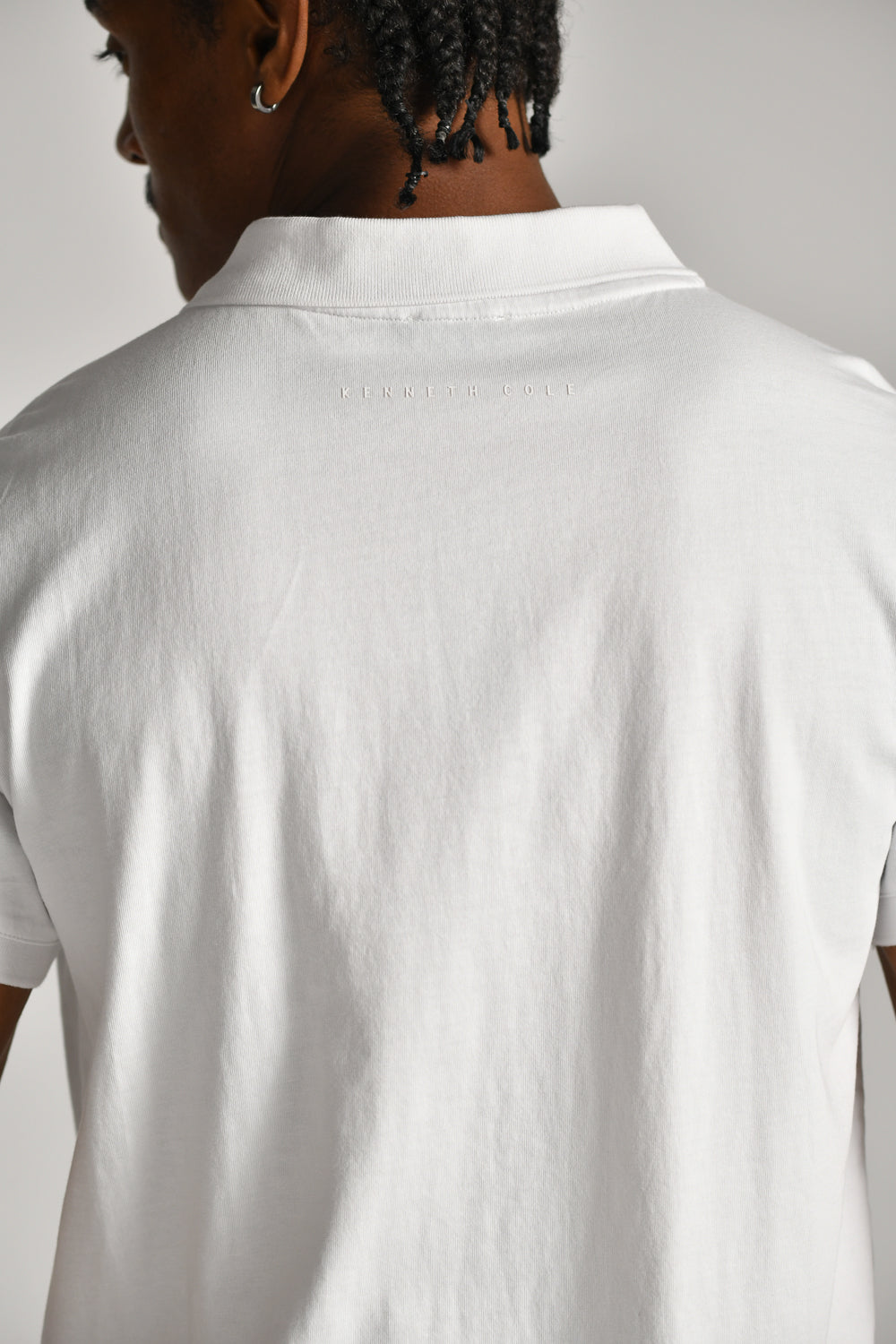 חולצת פולו קצרה