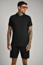 חולצת פולו קצרה