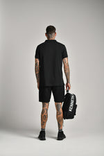 חולצת פולו קצרה