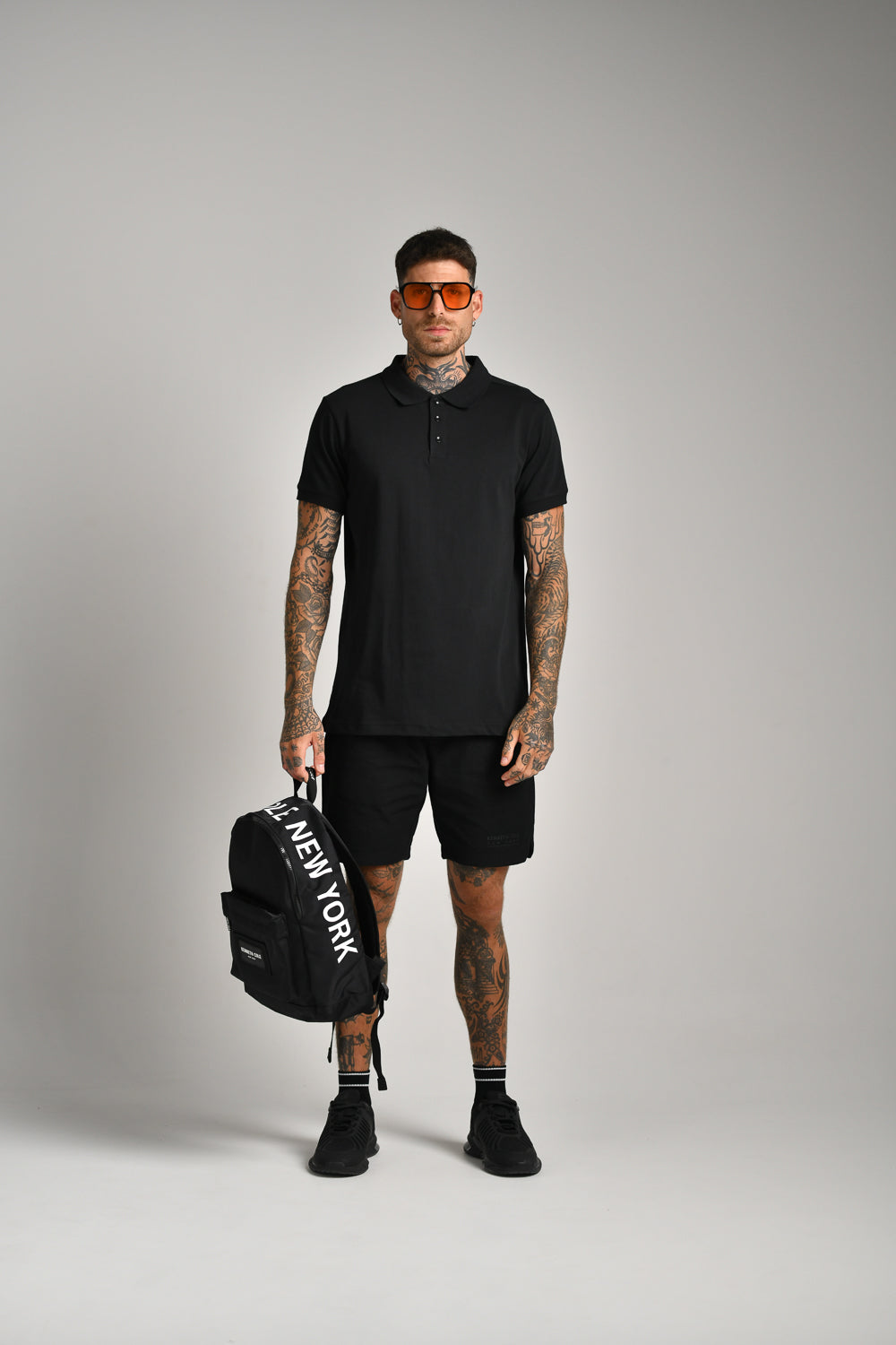 חולצת פולו קצרה