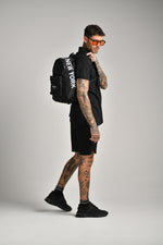 חולצת פולו קצרה