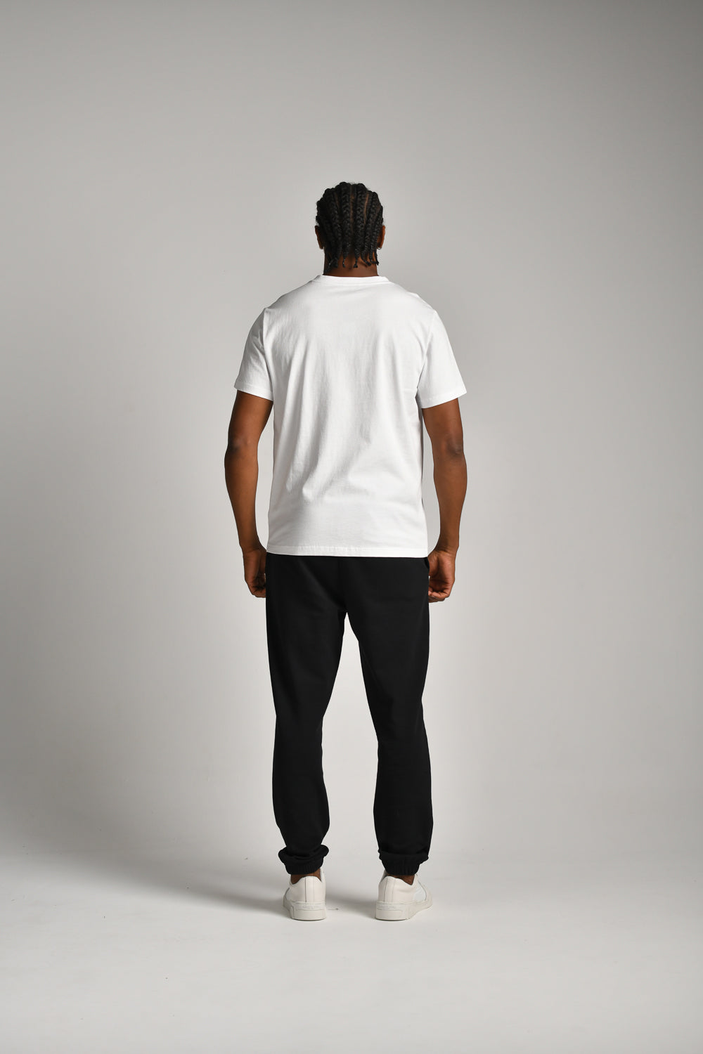 טישירט בייסיק קצרה