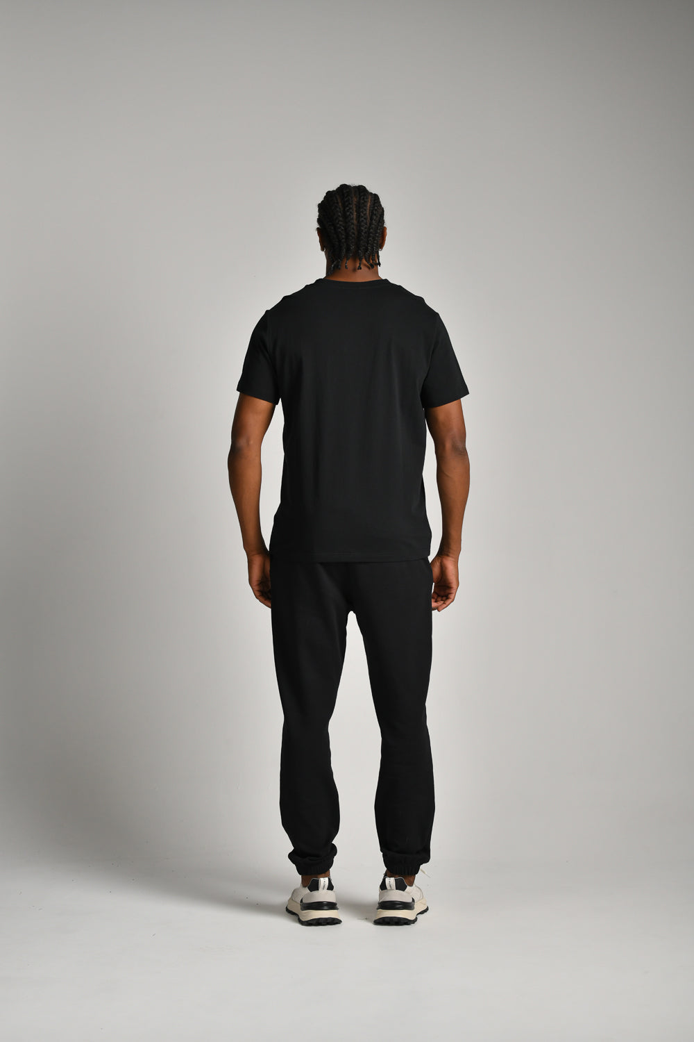 טישירט בייסיק קצרה