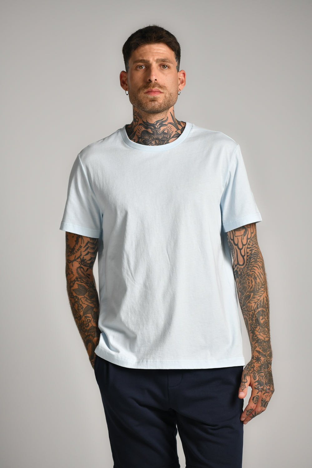 טישירט בייסיק קצרה 