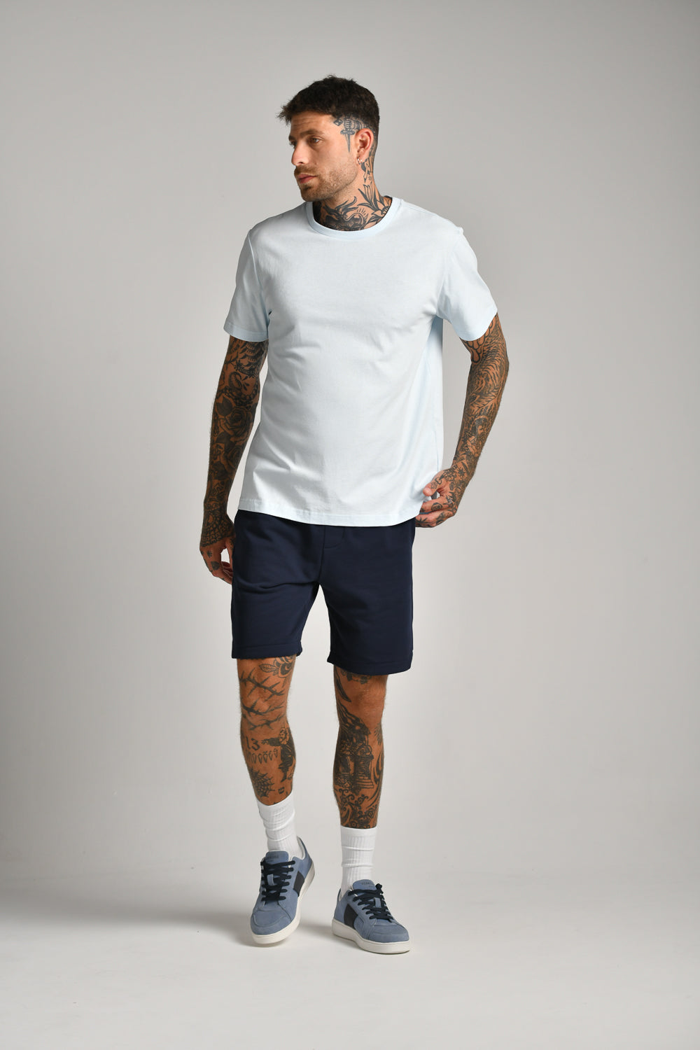 טישירט בייסיק קצרה 