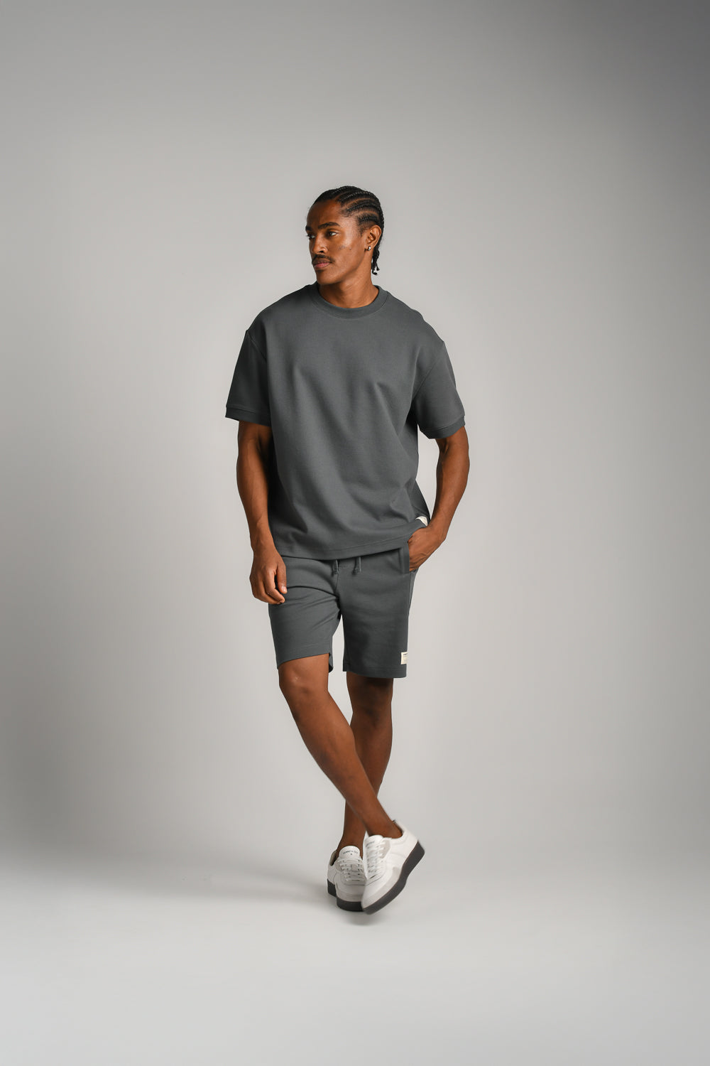 טישירט אובר סייז קצרה