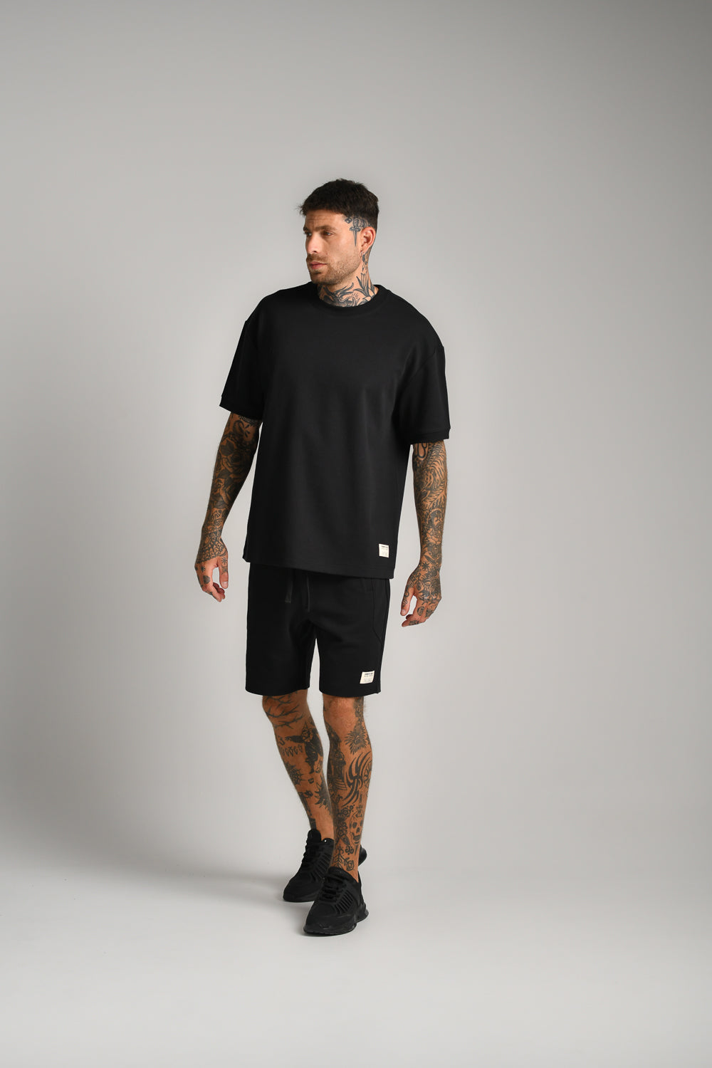 טישירט אובר סייז קצרה