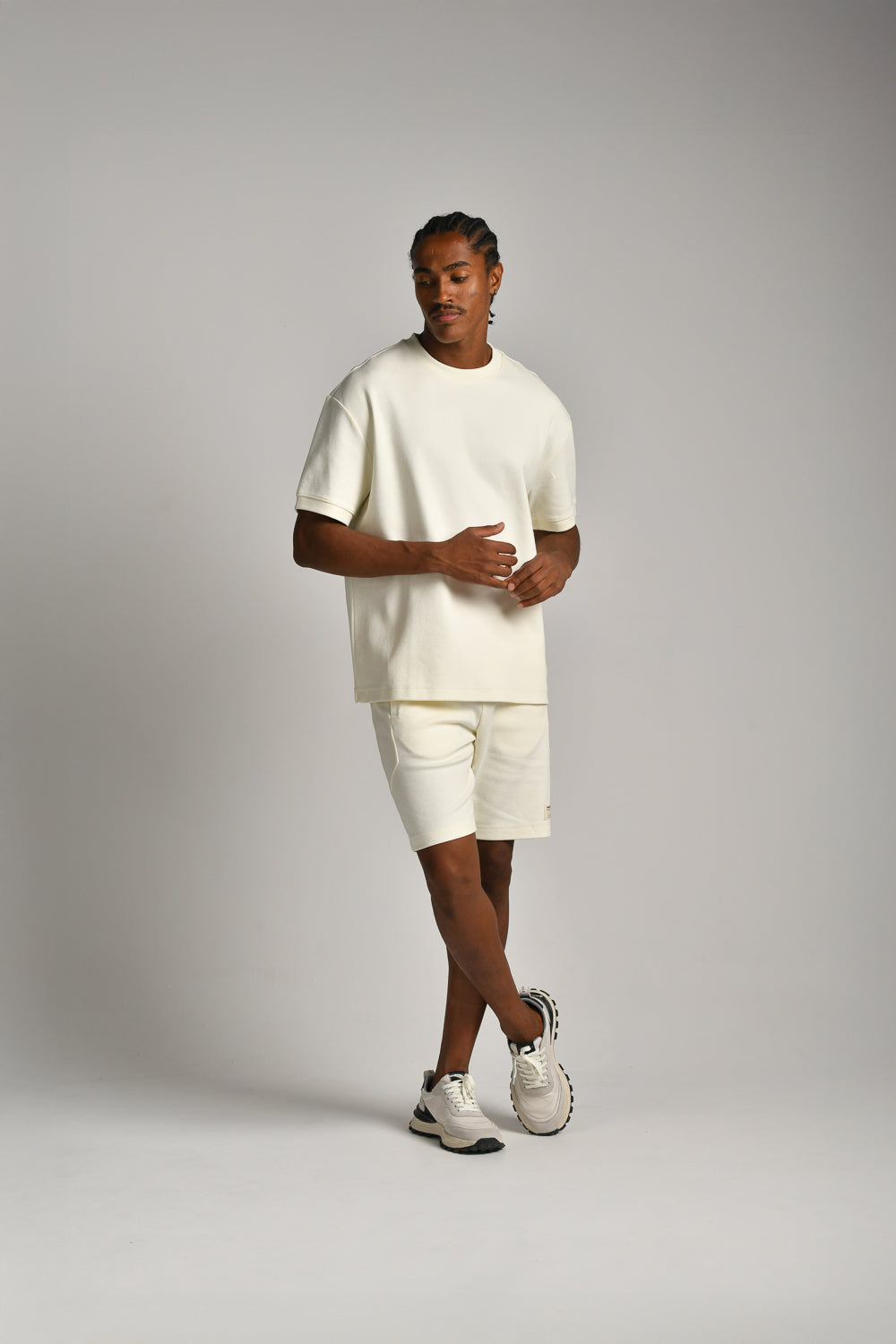 טישירט אובר סייז קצרה