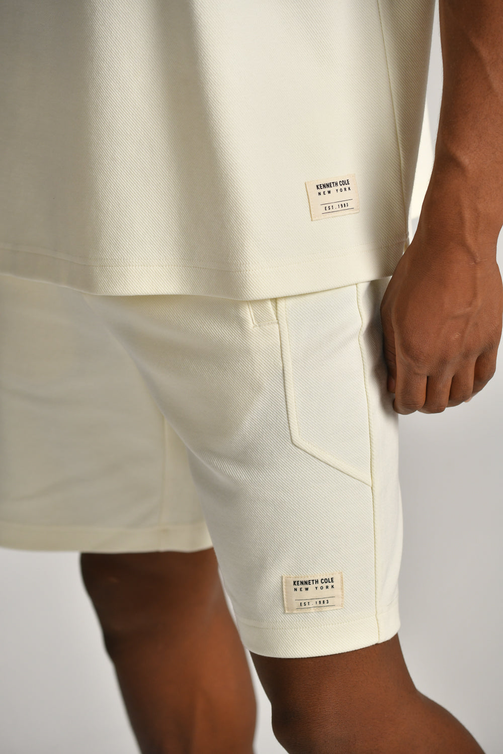 טישירט אובר סייז קצרה