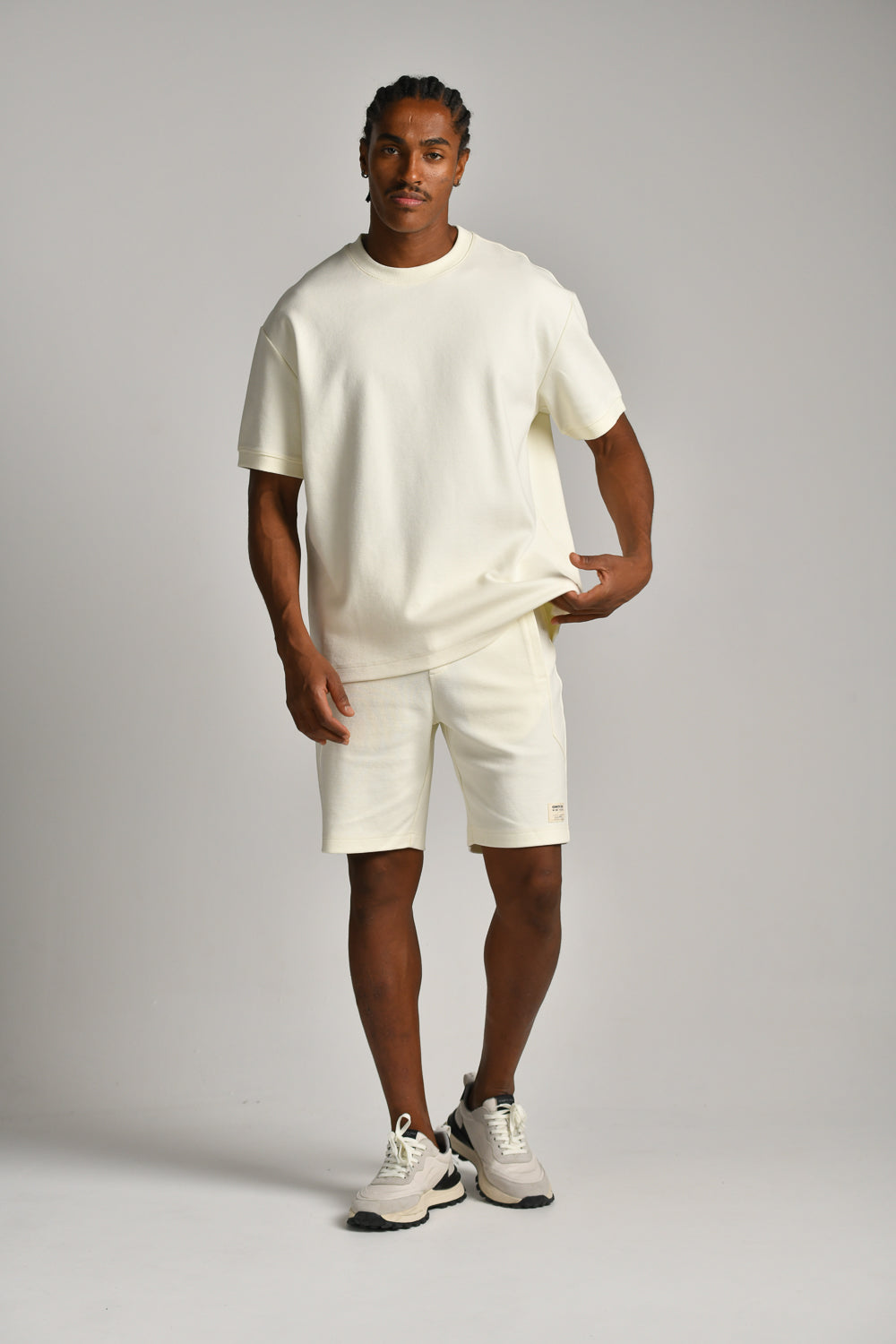 טישירט אובר סייז קצרה