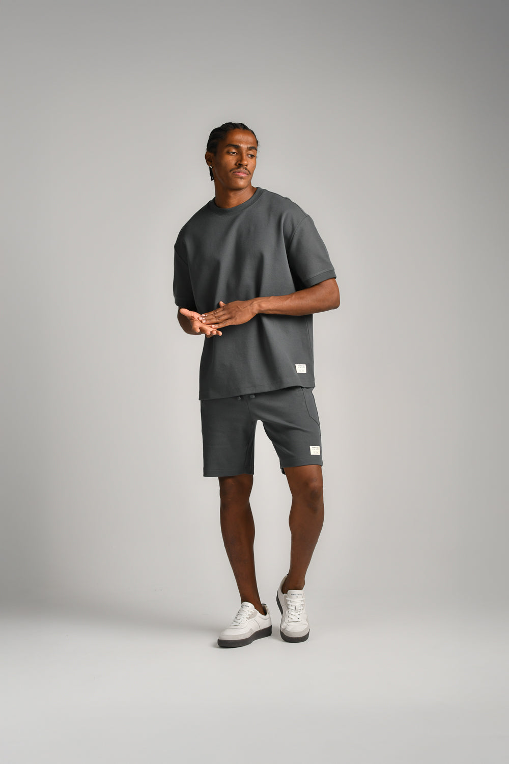 מכנסי שורט לגברים