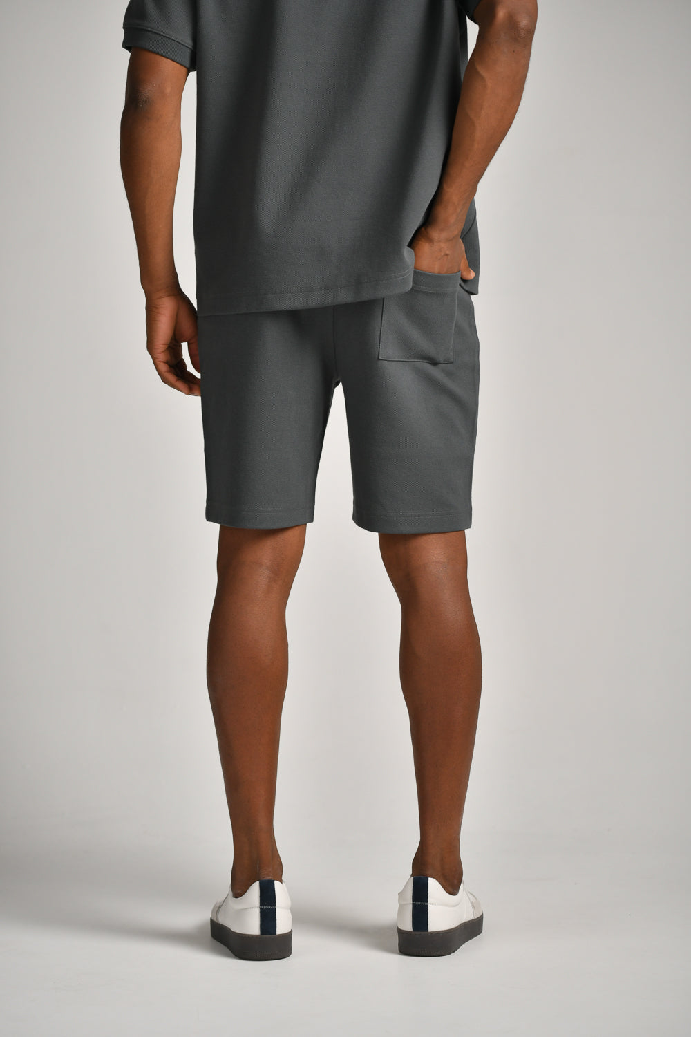 מכנסי שורט לגברים