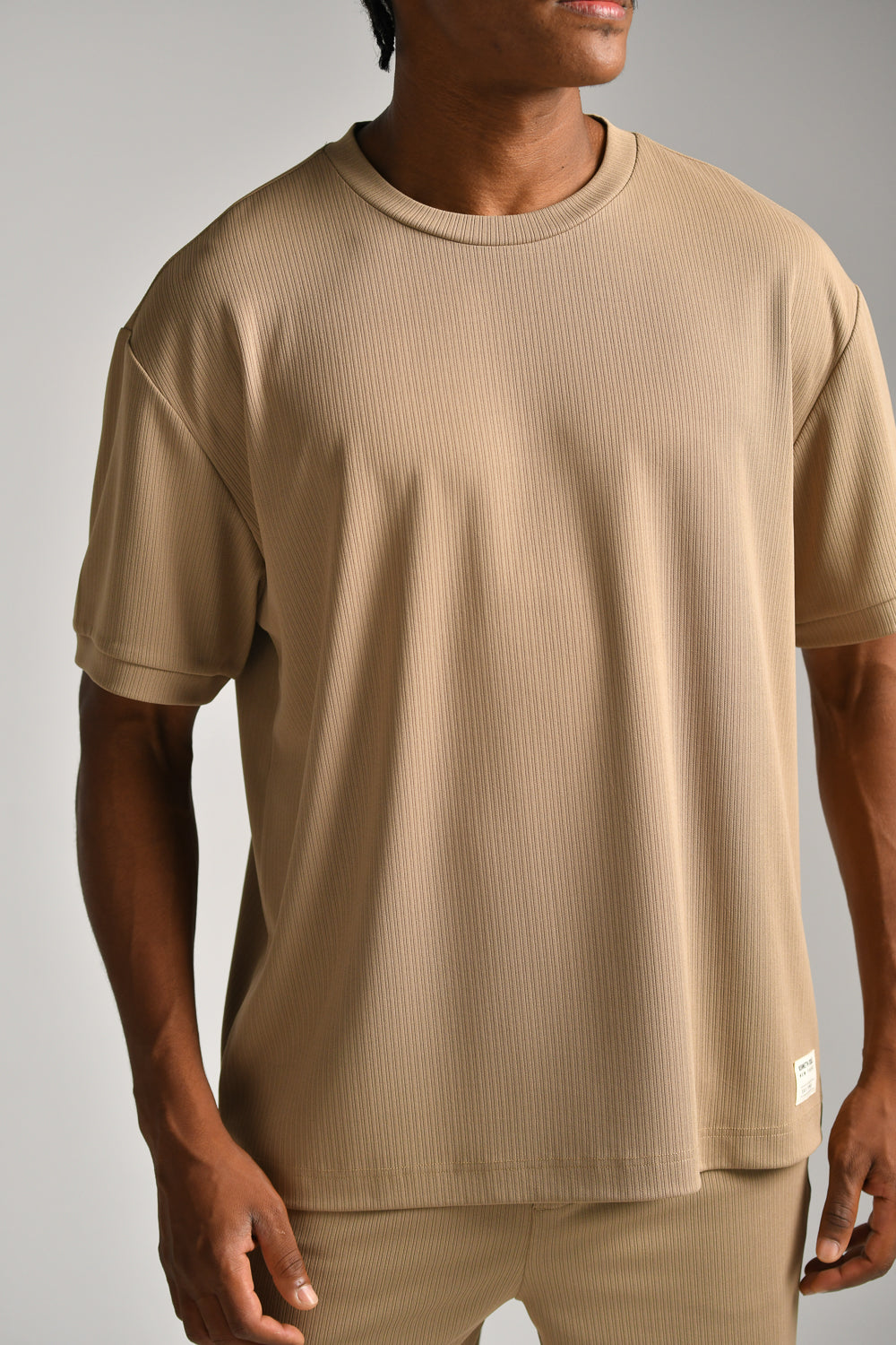 טישירט קצרה מבד ריב