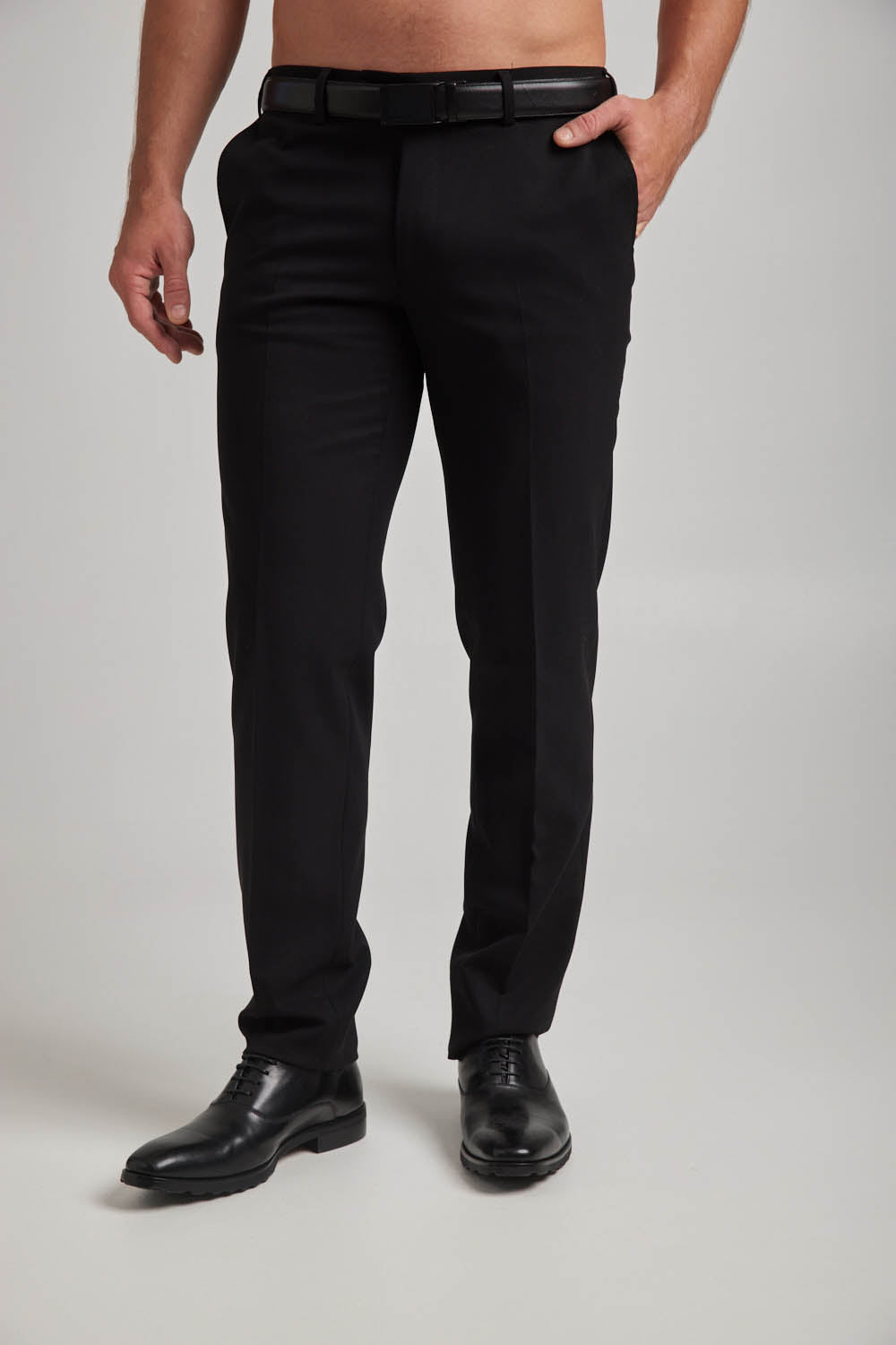 מכנסיים מחוייטים לגברים