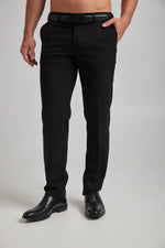 מכנסיים מחוייטים לגברים