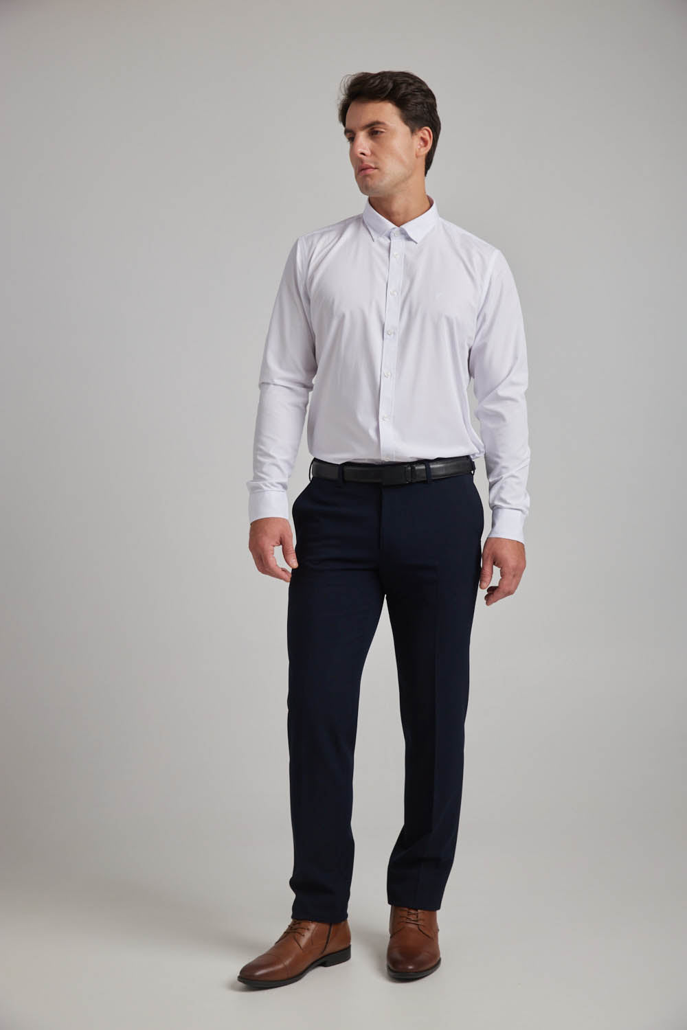 מכנסיים מחוייטים לגברים