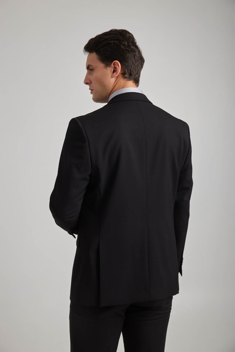 בלייזר מחוייט לגברים