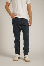 מכנסי ג'ינס בגזרת סלים | קנת קול