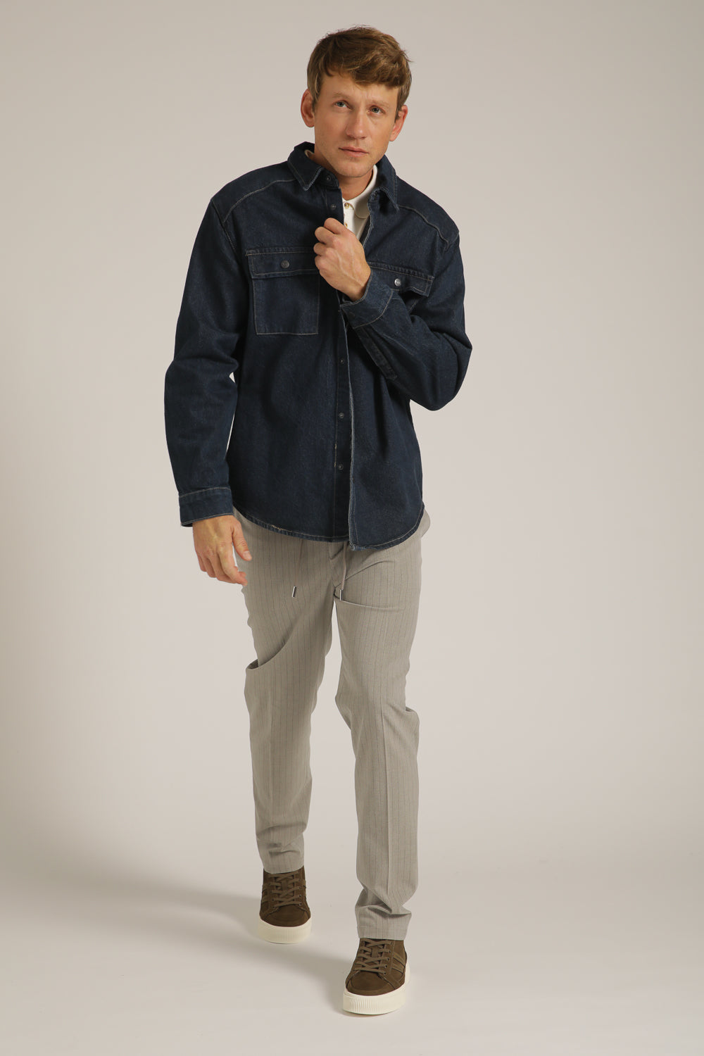 אוברשירט ג'ינס בצבע כחול כהה | קנת קול