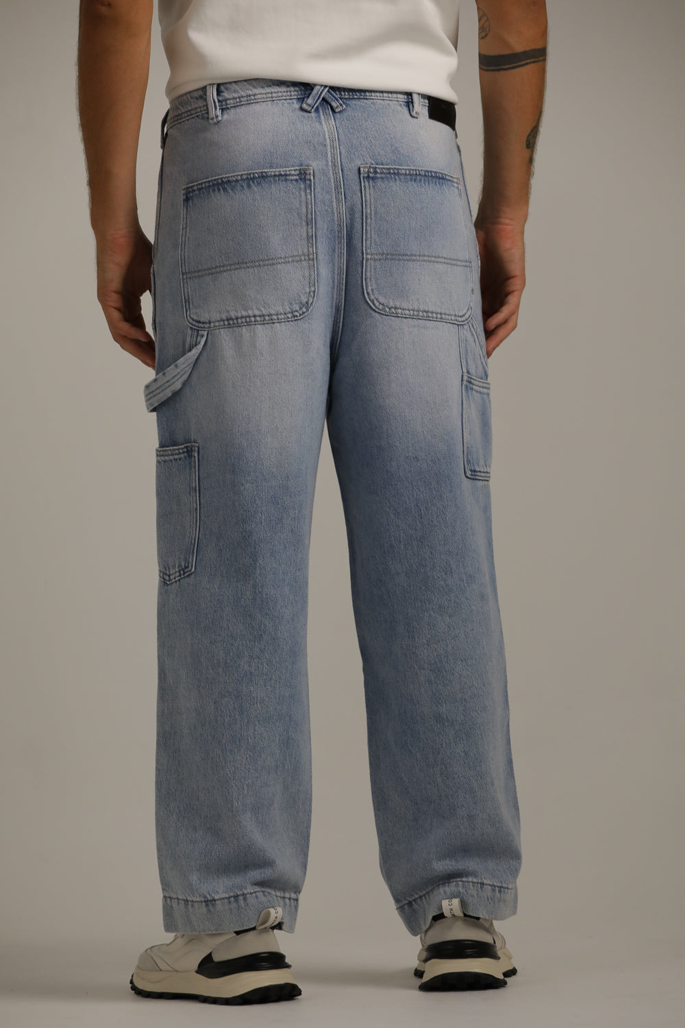 מכנסי ג'ינס בגזרת באגי | קנת קול