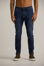 מכנסי ג'ינס בגזרה סקיני | קנת קול