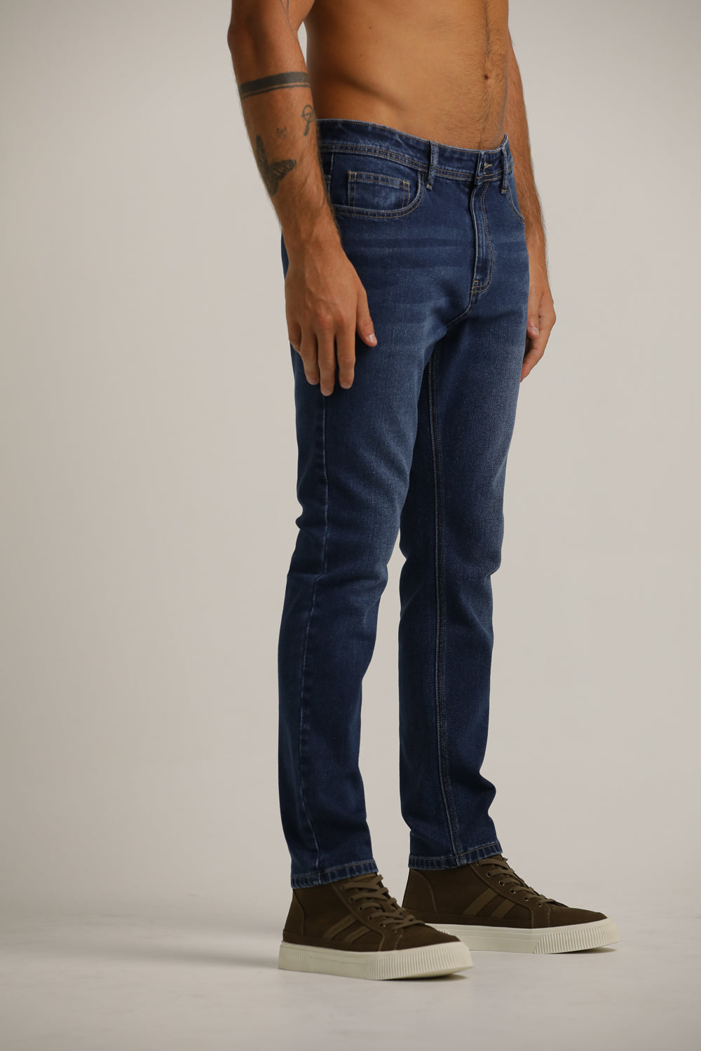 מכנסי ג'ינס בגזרה סקיני | קנת קול