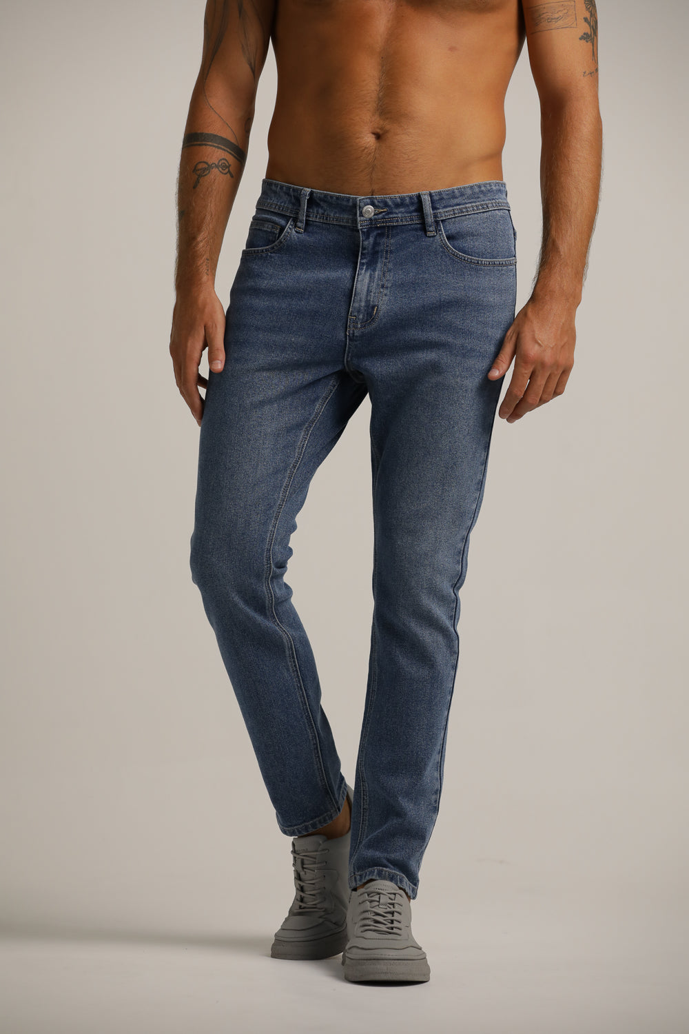 מכנסי ג'ינס בגזרה סקיני | קנת קול