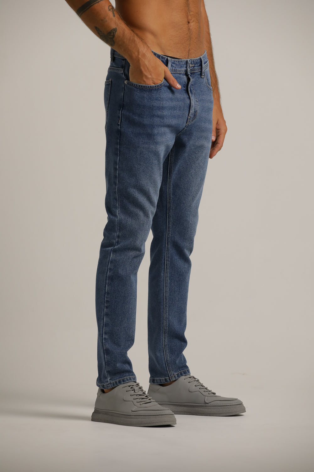 מכנסי ג'ינס בגזרה סקיני | קנת קול