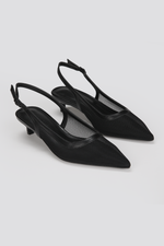 סנדלי עקב נשים