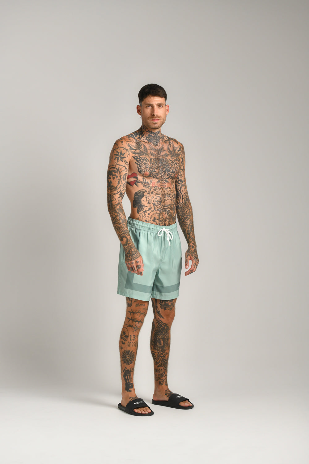 מכנסי בגד ים לגברים