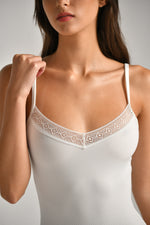 בגד גוף חתוך ללא תפר מבד ריב | קנת קול