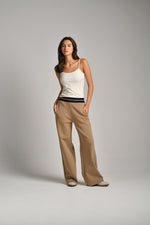 גופיית ספגטי מבד אלסטי 