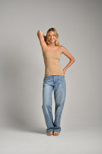 גופיית ספגטי מבד אלסטי 