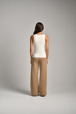 גופייה מבד אלסטי לנשים