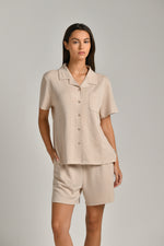 חליפת בויפרנד קצרה לנשים