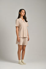 חליפת בויפרנד קצרה לנשים