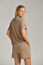 חליפת בויפרנד קצרה לנשים