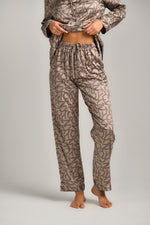 סט פיג'מה ארוכה לנשים