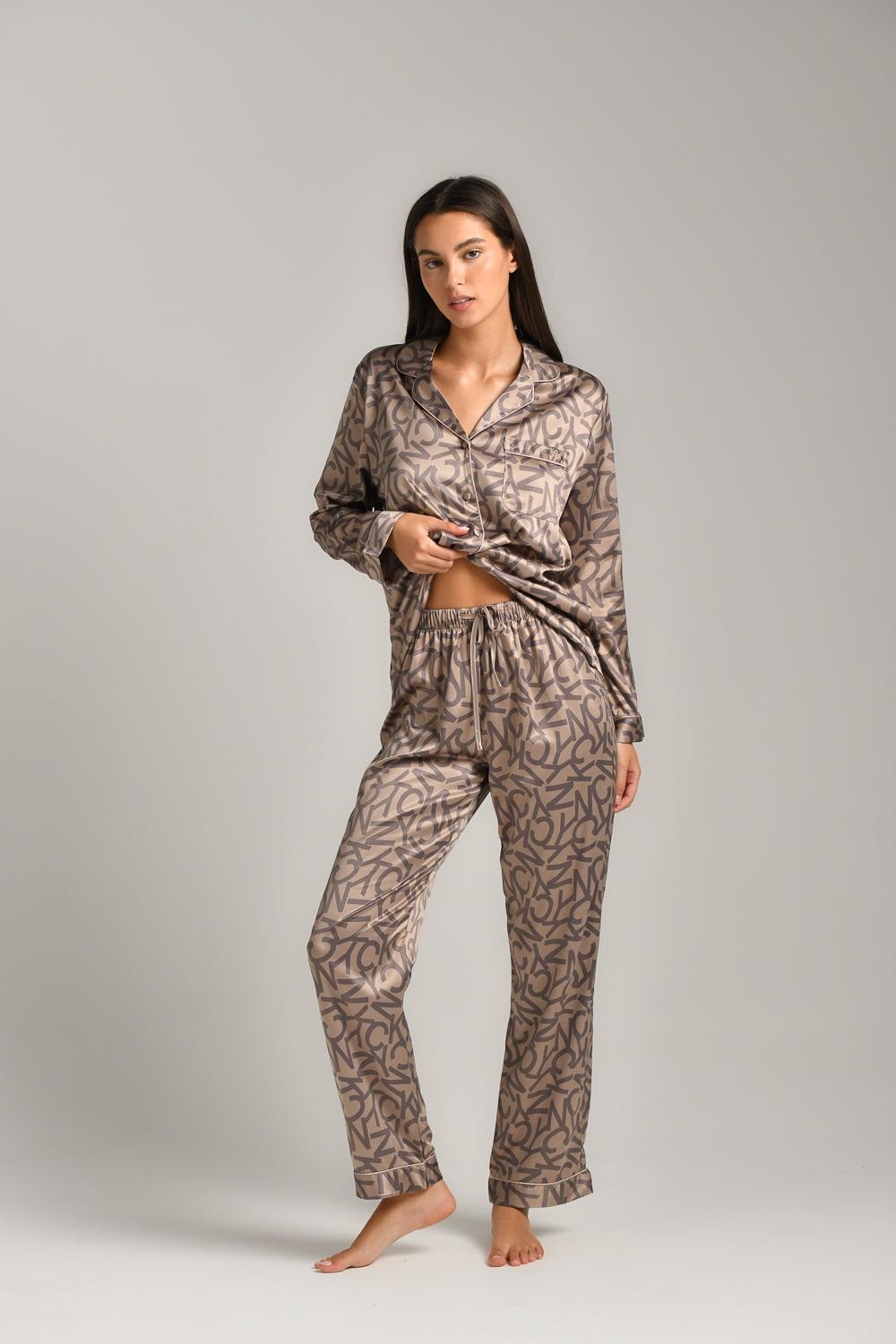 סט פיג'מה ארוכה לנשים