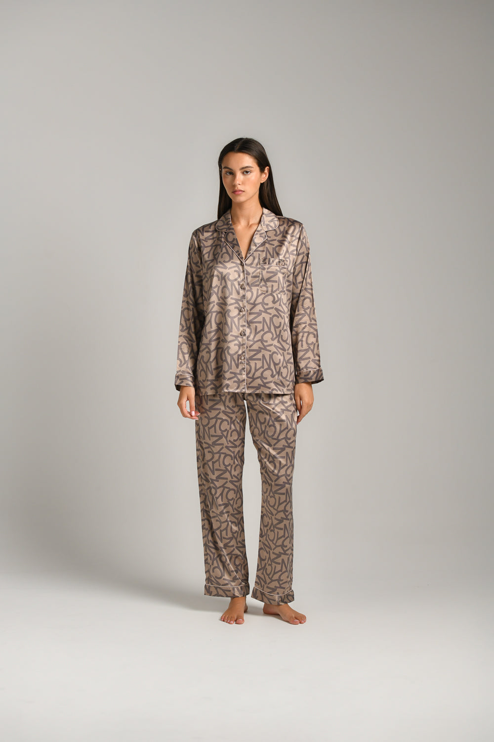 סט פיג'מה ארוכה לנשים