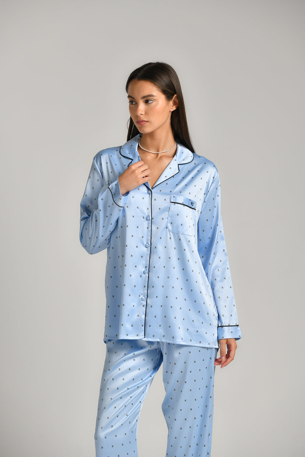 סט פיג'מה ארוכה לנשים