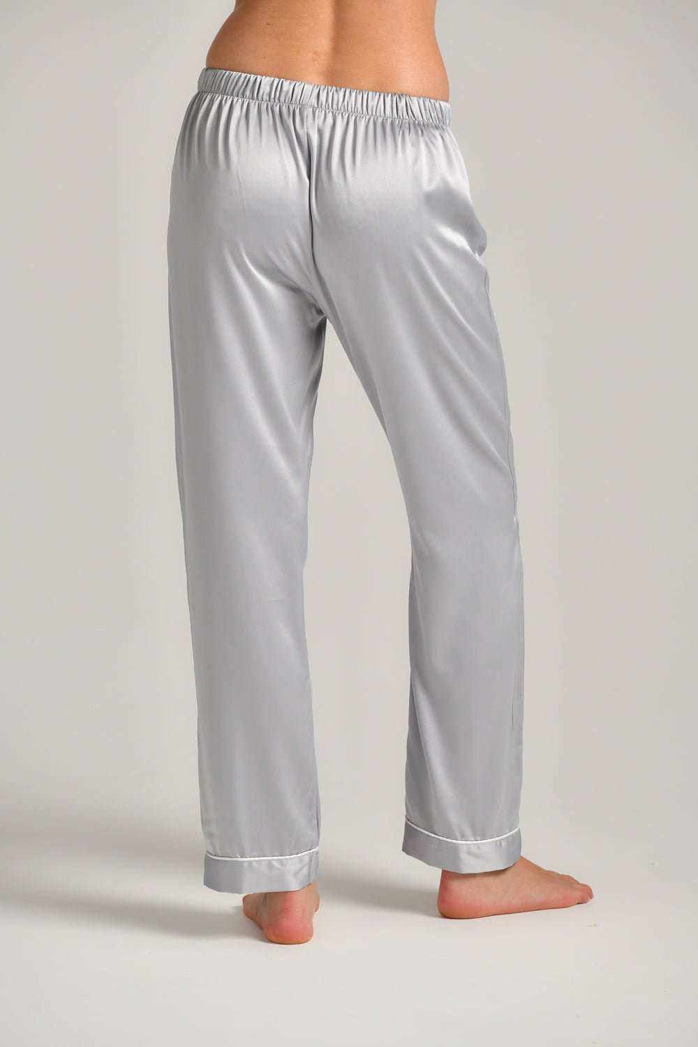 סט פיג'מה ארוכה לנשים