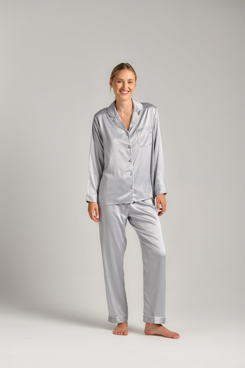 סט פיג'מה ארוכה לנשים