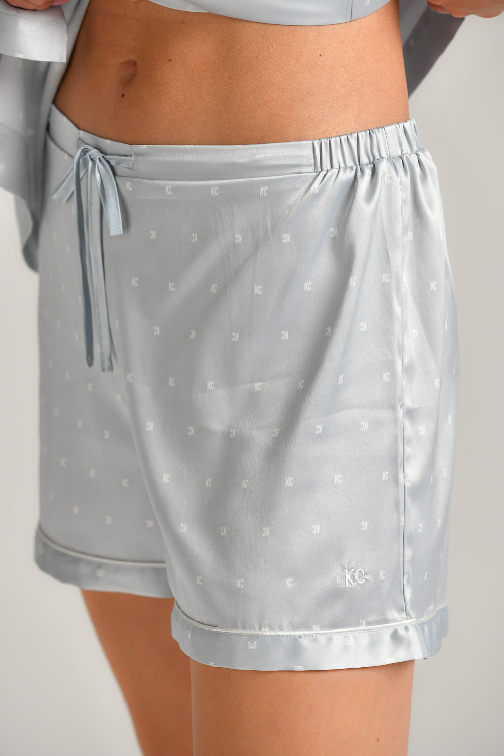 סט פיג'מה קצרה לנשים