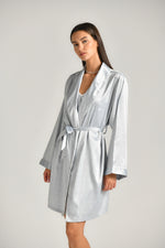 חלוק בית לנשים