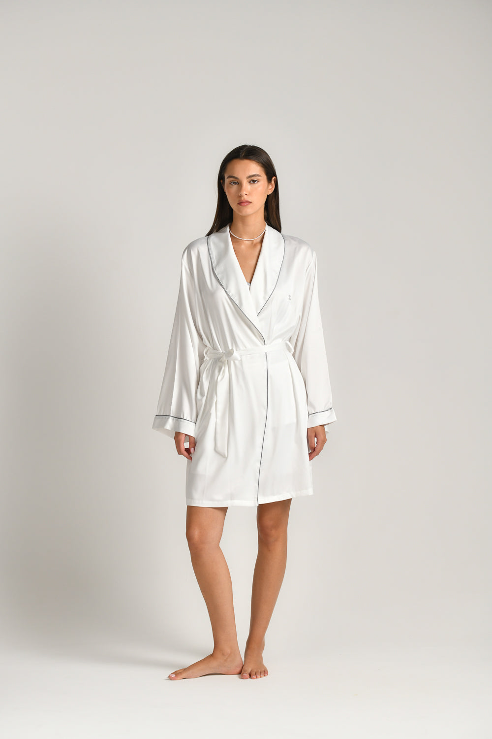 חלוק בית לנשים