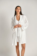 חלוק בית לנשים