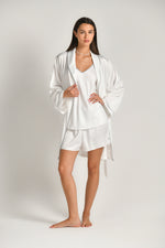 חלוק בית לנשים